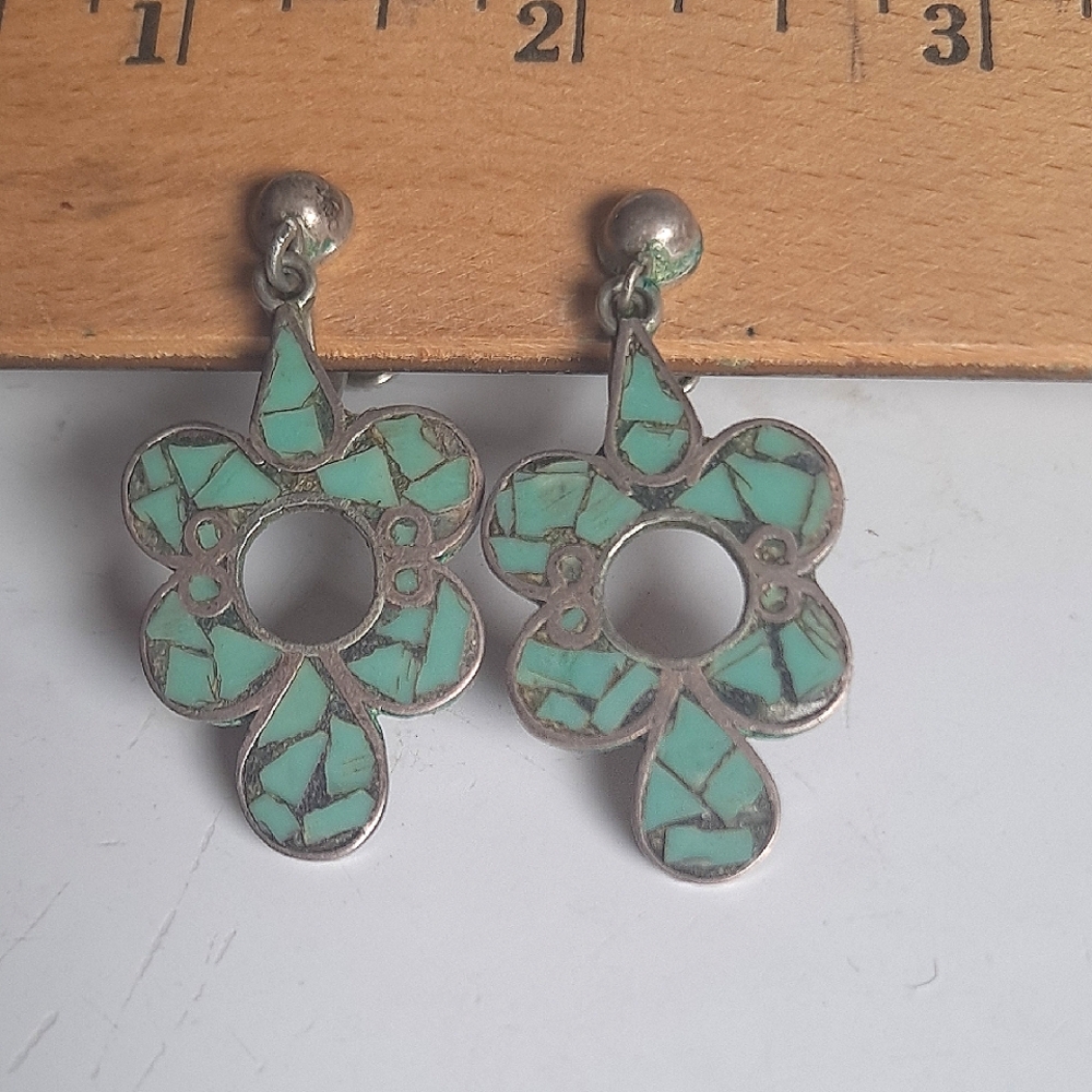 Vintage Turquoise Screw Back Earrings